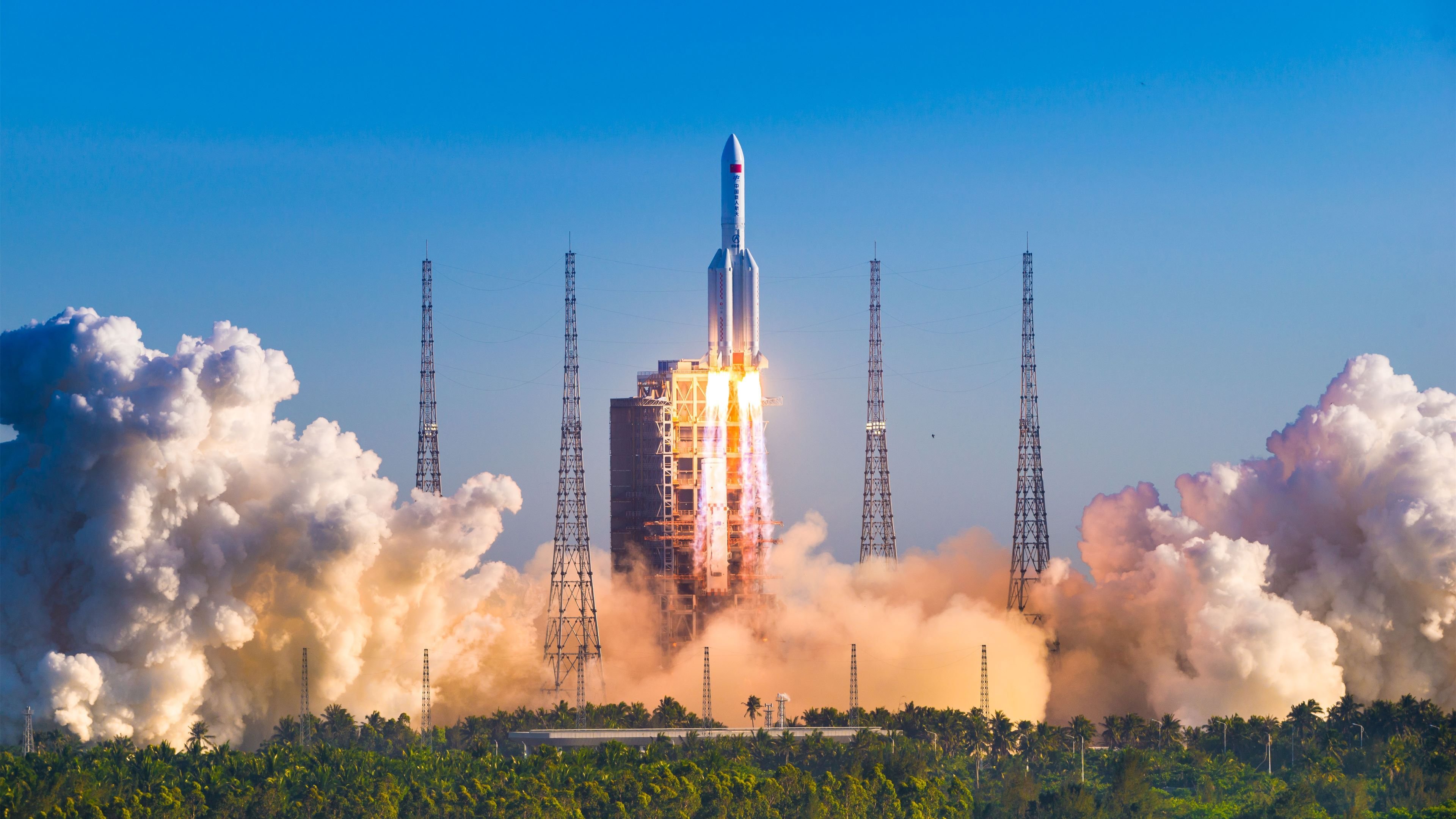 五大联赛紧密赛程中边路传中战术占比变化趋势,五大联赛边锋