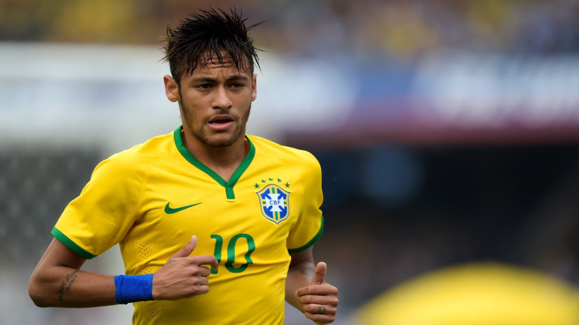 英超激战不断：每一场都扣人心弦！，英超争4