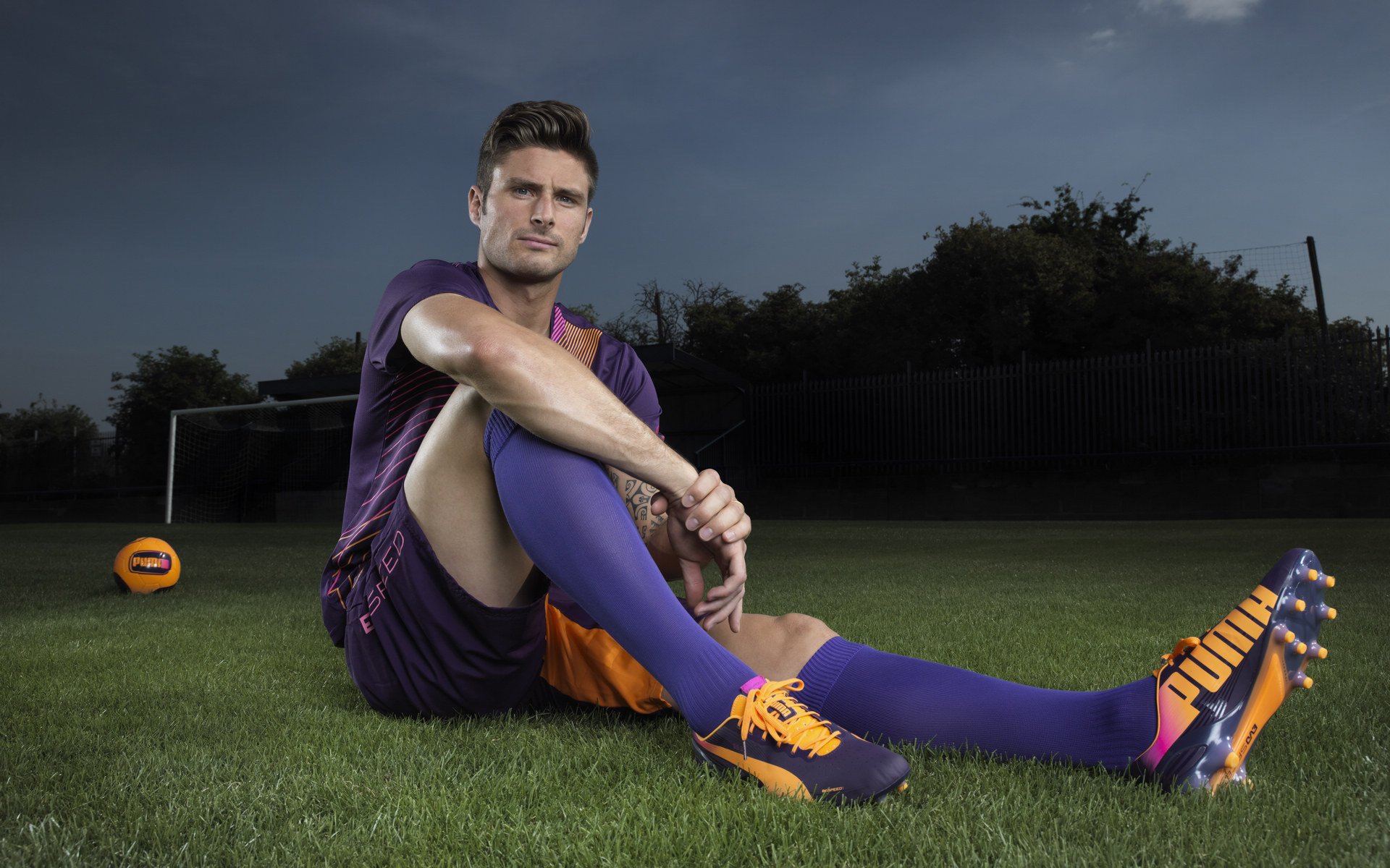 球队体能结构是否影响教练使用首发与替补分布计划,足球队拉体能